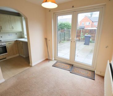 3 bedroom townhouse to rent - Photo 2
