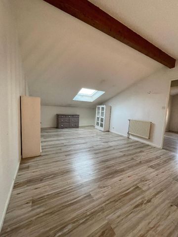 Location Appartement 3 pièces 71m² VALENCE 26000 - Photo 4