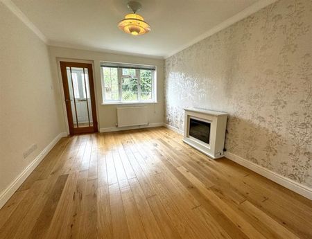 3 Bedroom Semi Detached To Let - Photo 2