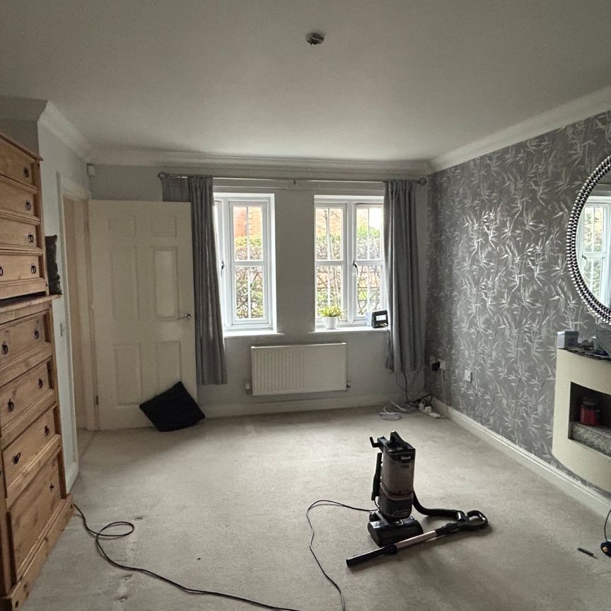 3 bedroom terraced house to rent - Photo 1