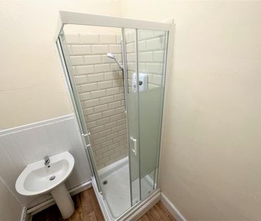 1 bedroom in a house share to rent - Photo 6