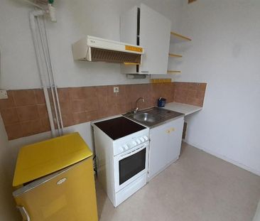 Location Appartement 2 pièces 37m² AGEN 47000 - Photo 4