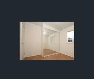 2 Bedroom Great Property in great location - Photo 1