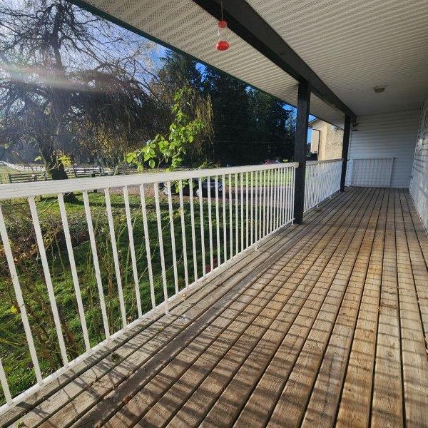 Beautiful four bedroom farmhouse on acreage in Salmon River, Langley - Photo 1