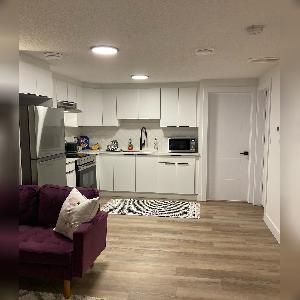 2 Bed 1 Bath Suite Keswick For Rent - Photo 1