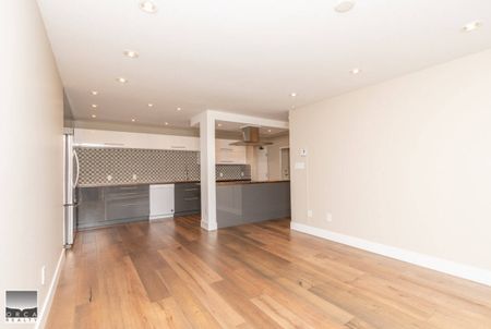 609-65 First Street, New Westminster - Photo 2