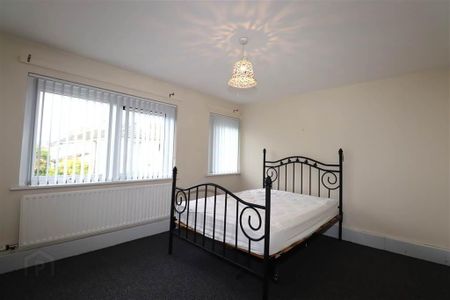 66 Craig Crescent, Lisburn, BT28 1HB - Photo 4