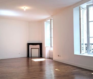 Location Maison 5 pièces 104m² ORLEANS 45000 - Photo 2