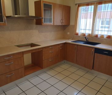 Location Maison 6 pièces 122m² CHAMALIERES 63400 - Photo 4