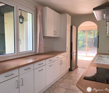 Location Maison 8 pièces 165m² FOURQUEUX 78112 - Photo 2