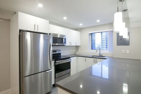 3421 Rue Drummond, Montréal, QC - Photo 2