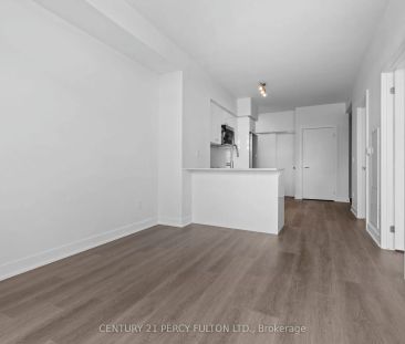 25 Wellington Street S #01 - Photo 1