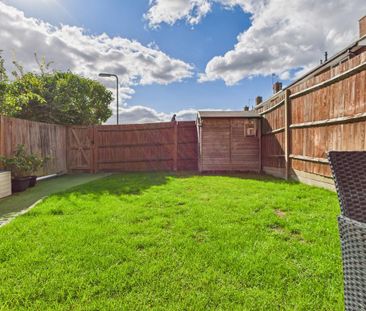 3 bedroom terraced house to rent - Photo 5