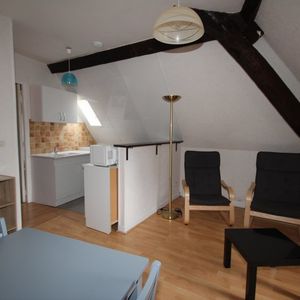 Location Appartement 2 pièces 44m² DECIZE 58300 - Photo 2