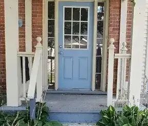 One bedroom apt in upper floor of triplex | 19 Albert Street North,... - Photo 1