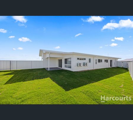 1/31 North Lakes Circuit, Burrum Heads, Qld 4659 - Photo 4