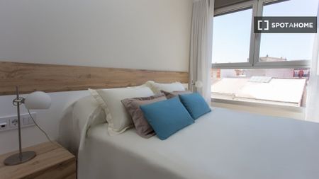 valencia, Valencian Community 46004 - Photo 5