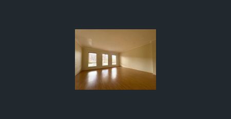 Charming Family Home in Roxburgh Park - Photo 4