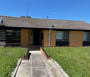 Charming Family Home in Meadow Heights - Photo 6