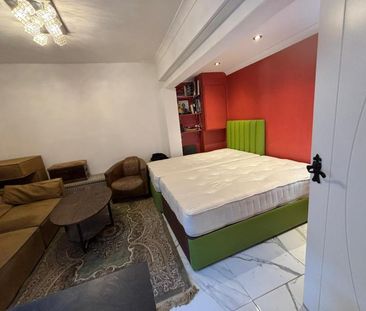 Studio to rent - Photo 6