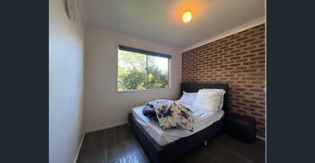 Two-Bedroom Unit Close to Ipswich CBD & Transport - Photo 2