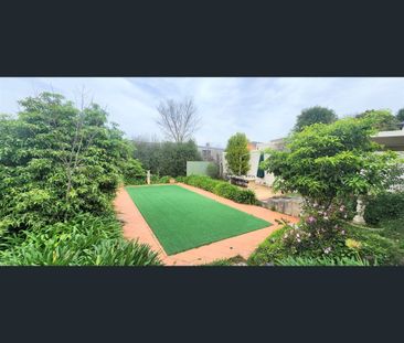 35 Mountain View Road, Balwyn North, Vic 3104 - Photo 1