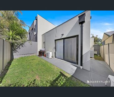 8/958 Plenty Road, South Morang, Vic 3752 - Photo 5