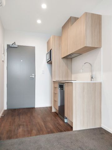 The Residences at LQ Ellerslie Studio Apartment. - Photo 2