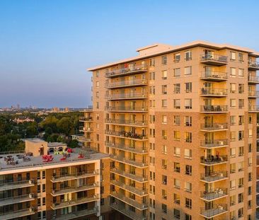 Penthouse À LOUER Spacieux 4 1/2 sur le Plateau de Ste-Foy - Photo 1