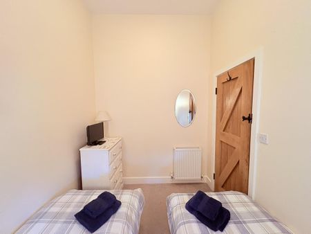 2 bedroom cottage to rent - Photo 5