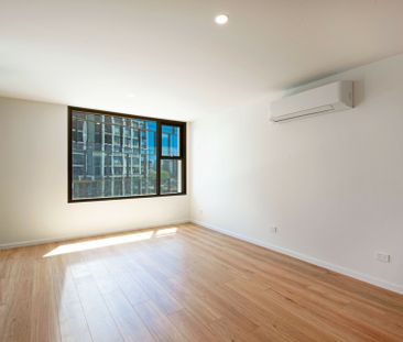 Stylish 2 Bedroom Apartment in Dickson Centre - Photo 4