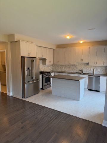 For Lease - 25 Paddington Grove Unit# Upper, Barrie, Ontario - Photo 3