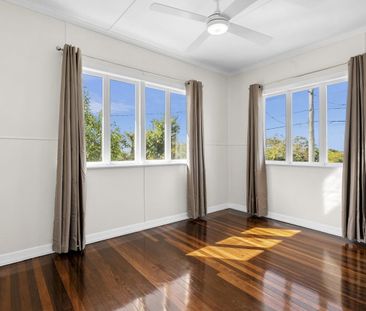 1633 Logan Rd, Upper Mount Gravatt QLD 4122 - House For Rent | Domain - Photo 5