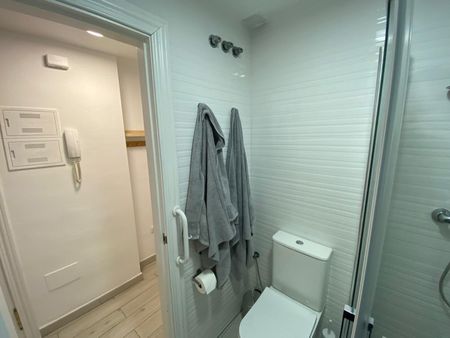 Apartamento de alquiler en Puerto Deportivo - Photo 4
