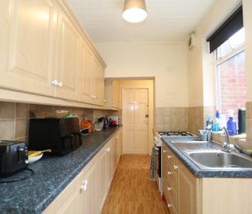 Grasmere Street (4 bed) - Photo 4