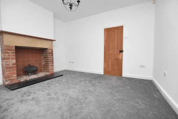 2 bedroom house to rent - Photo 1