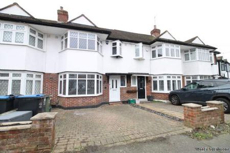 3 bedroom property to rent in Morden - Photo 5