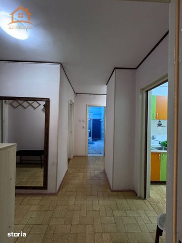 Cazare studenti, apart. cu 3 camere de inchiriat, zona Grivitei - Fotografie 3
