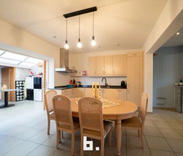 Ruime woning op toplocatie in Sint-Andries – Rustig wonen nabij all... - Photo 2