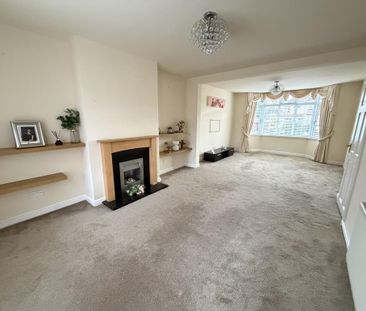 4 bedroom semi-detached house to rent - Photo 3