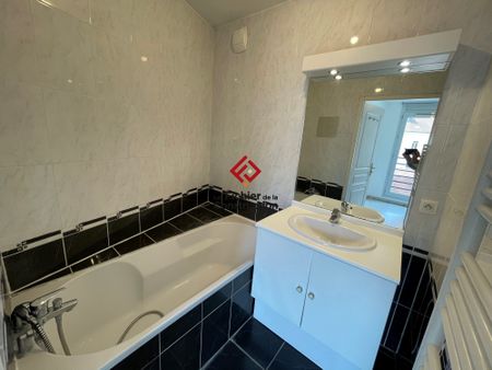 Location Appartement 2 pièces 40m² GRENOBLE 38000 - Photo 3