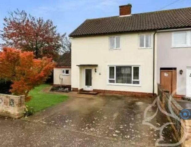 3 bedroom end of terrace house to rent - Photo 1