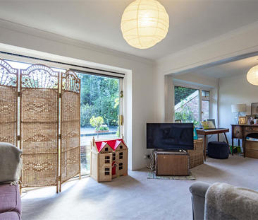 3 bedroom detached house to rent - Photo 3