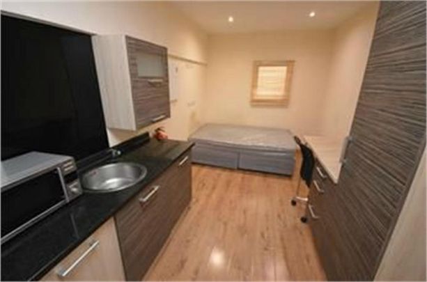1 bedroom flat to rent - Photo 1