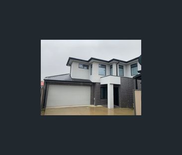 2/15 Pindari Avenue, Epping, Vic 3076 - Photo 2