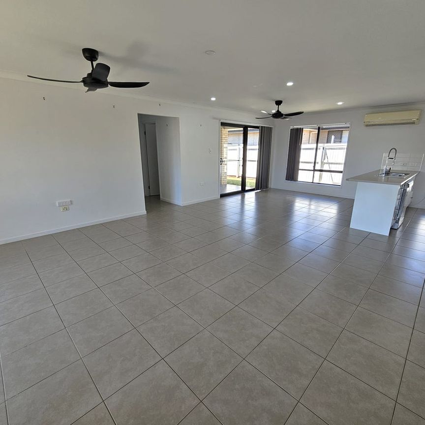 Modern 4 Bedroom Brick Home in Quiet Estate - Photo 1