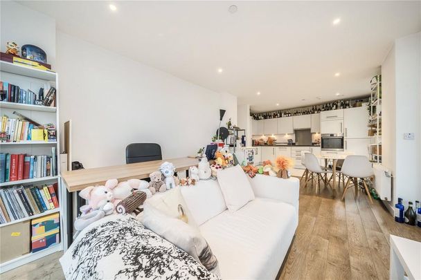 2 bedroom apartment to rent - Photo 1