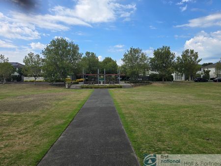 Perfect For the Family - Photo 3