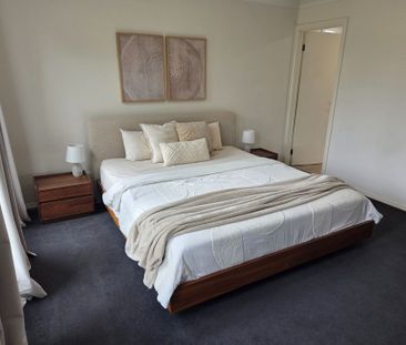 Fully Furnished Family Home - Photo 5