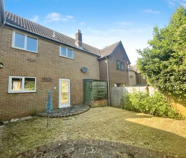 2 bedroom terraced house to rent - Photo 2